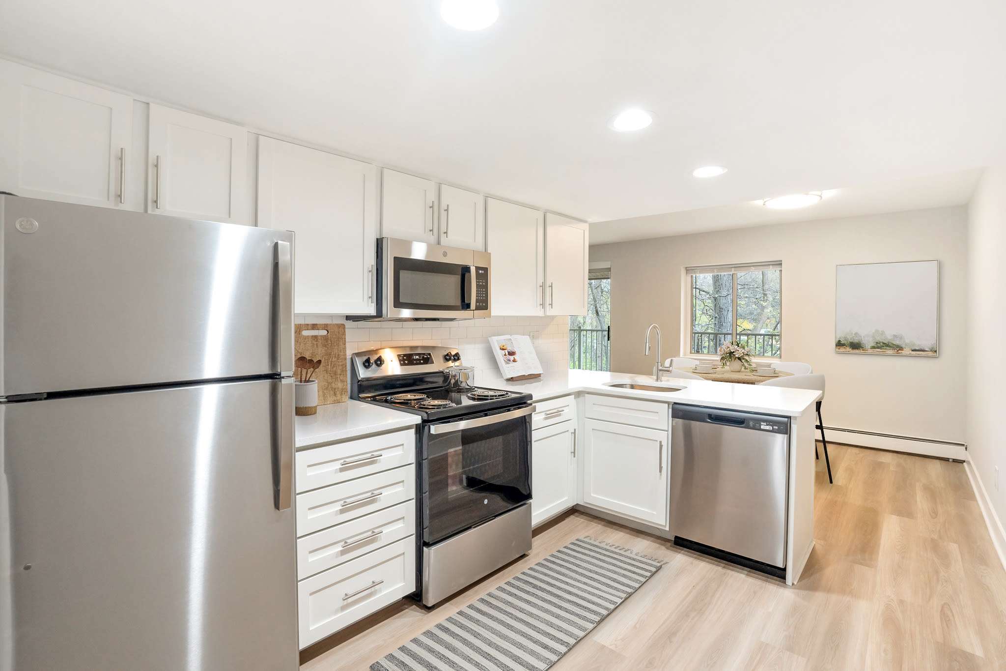 Quiet Apartments with Energy-Efficient Appliances in Malvern, Pennsylvania