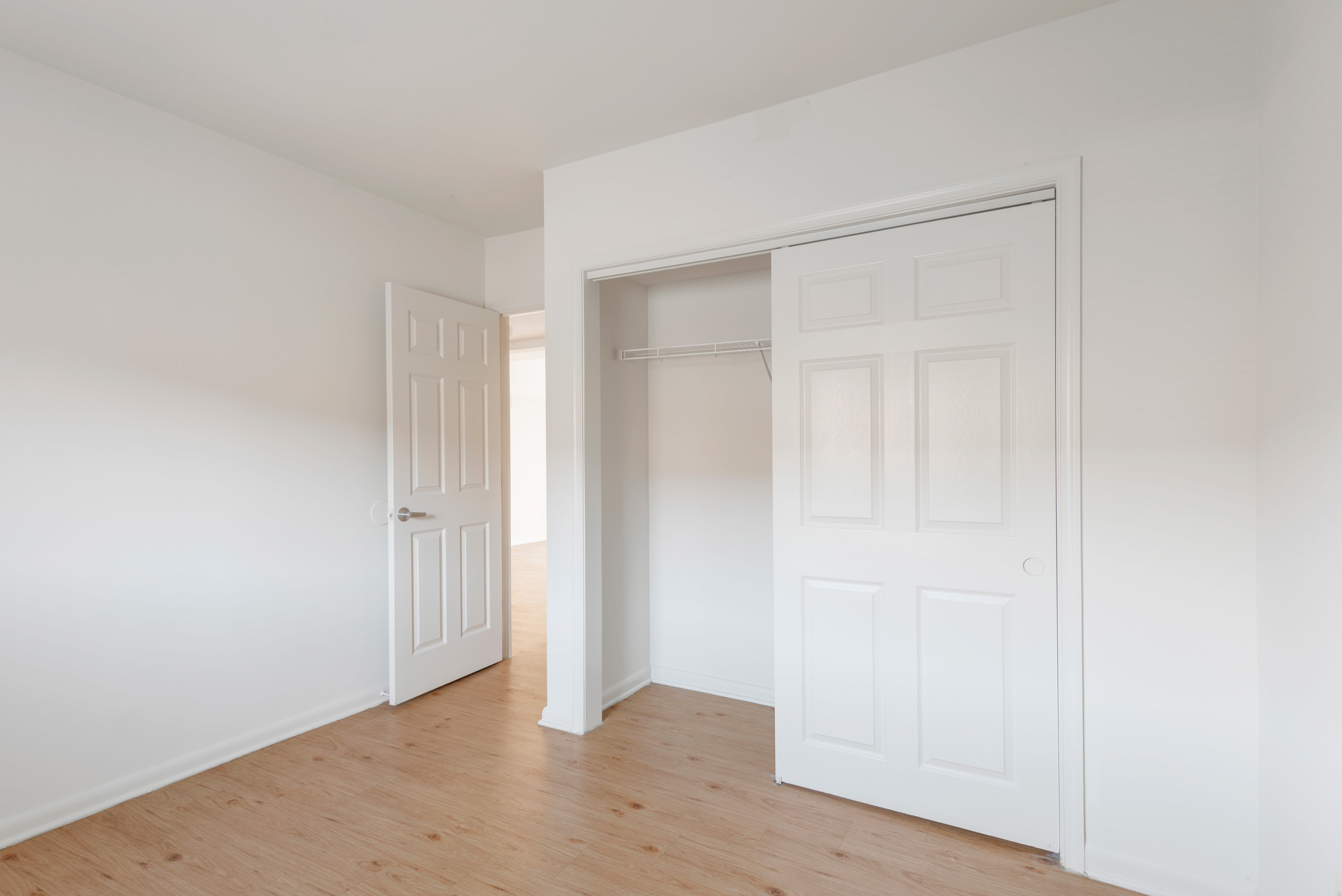 Model bedroom at Bay Ridge Gardens in Annapolis, Maryland