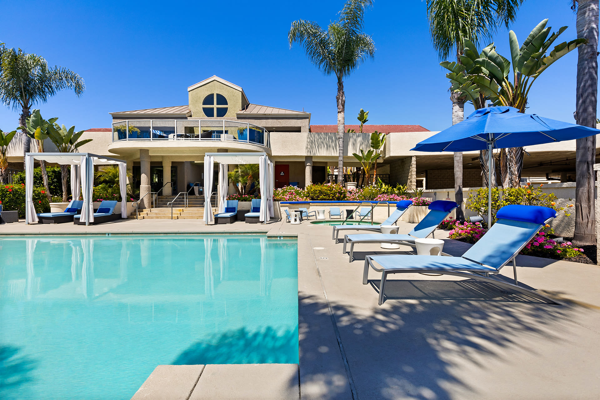 Resort-style swimming pool at Axiom La Jolla in San Diego, California
