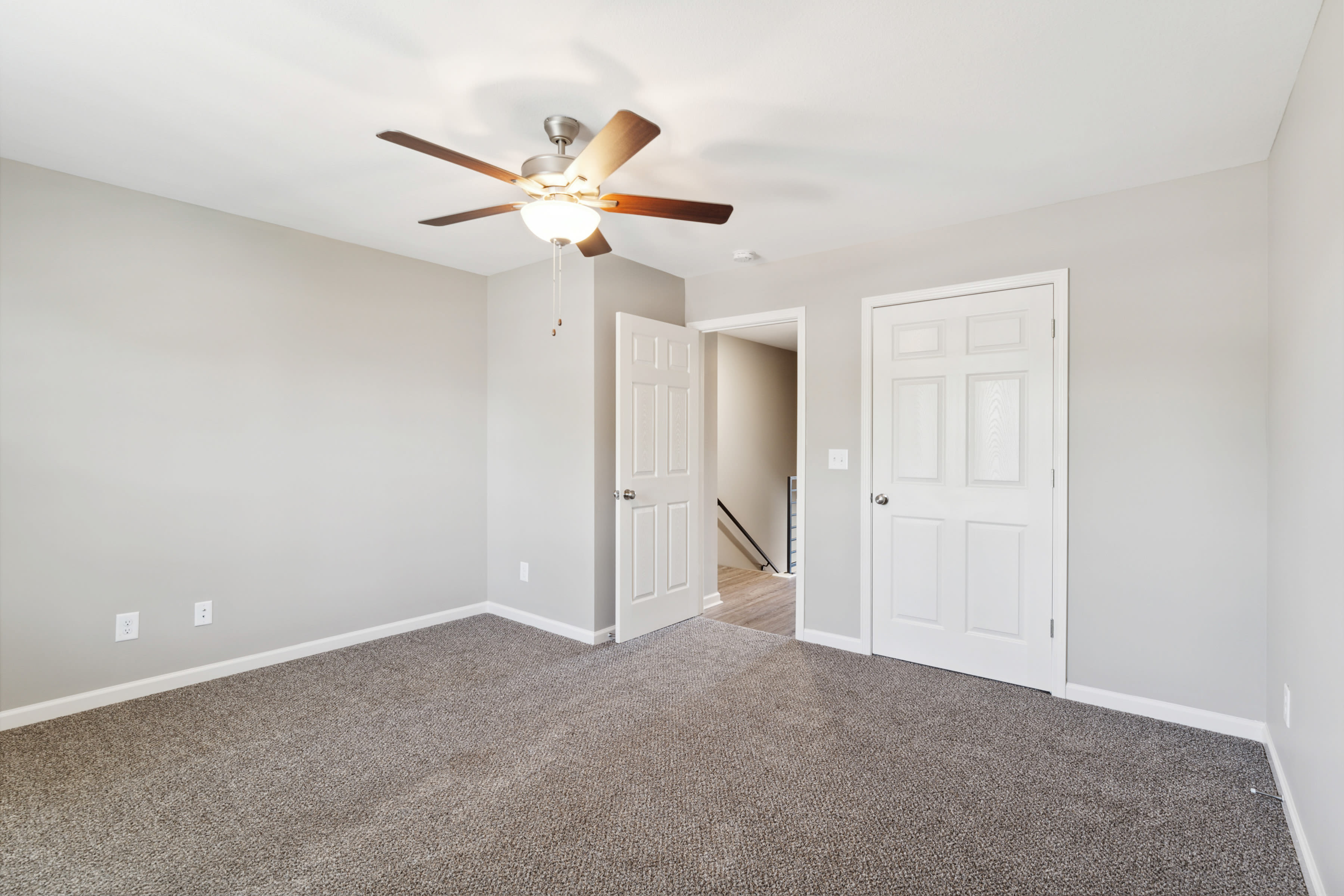 Spacious bedroom with ceiling fan at Parkview Place in Clarksville, Tennessee