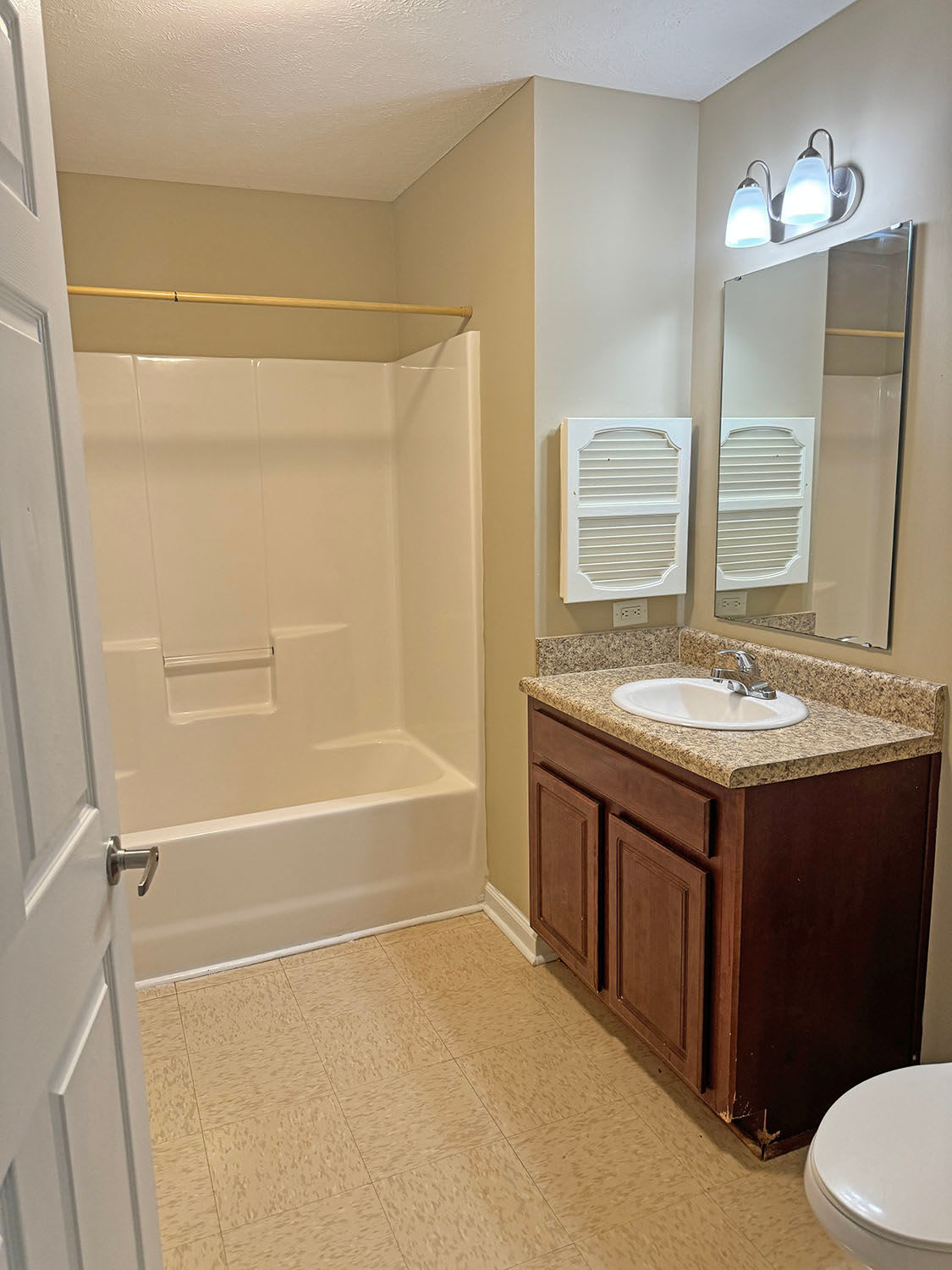 Bathroom with vanity Coldwater Ridge in Kannapolis, North Carolina
