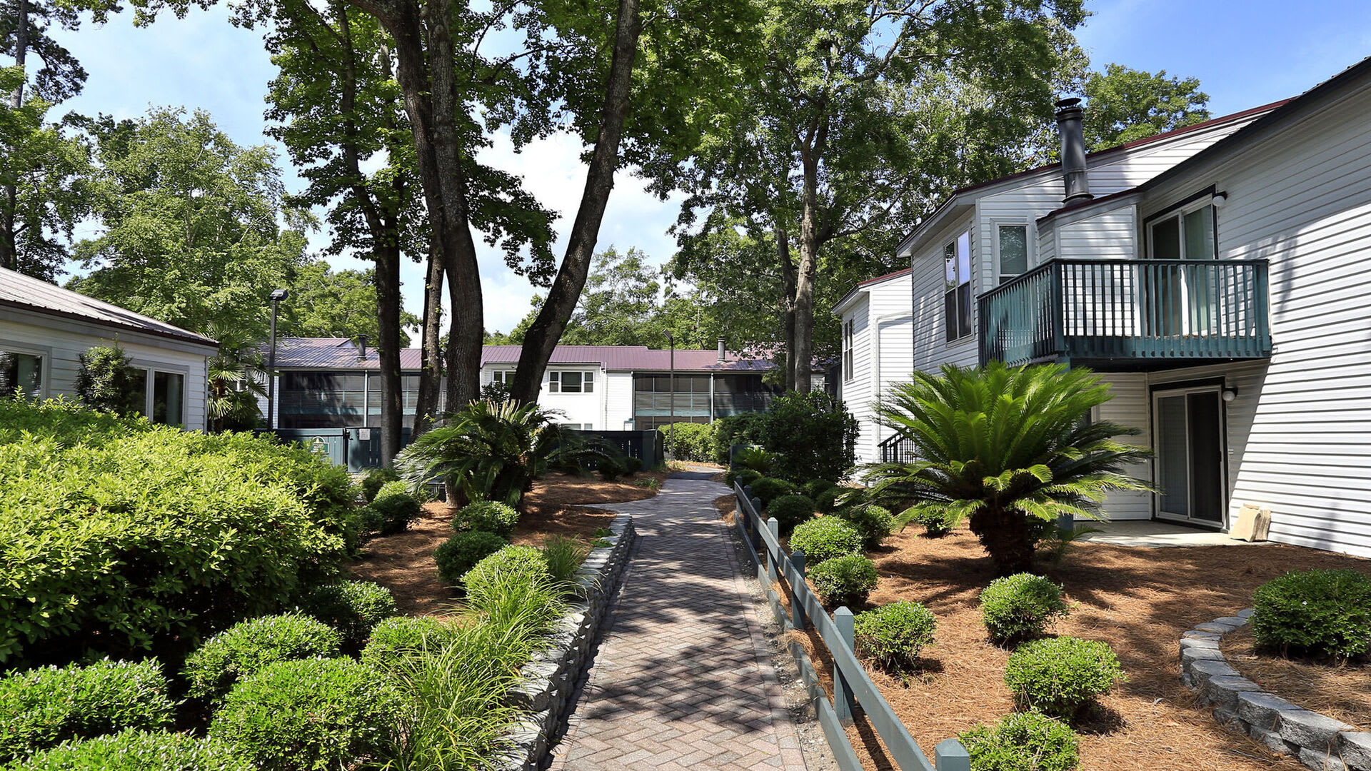 Community apartments pathway at Thickett in Mt Pleasant, South Carolina