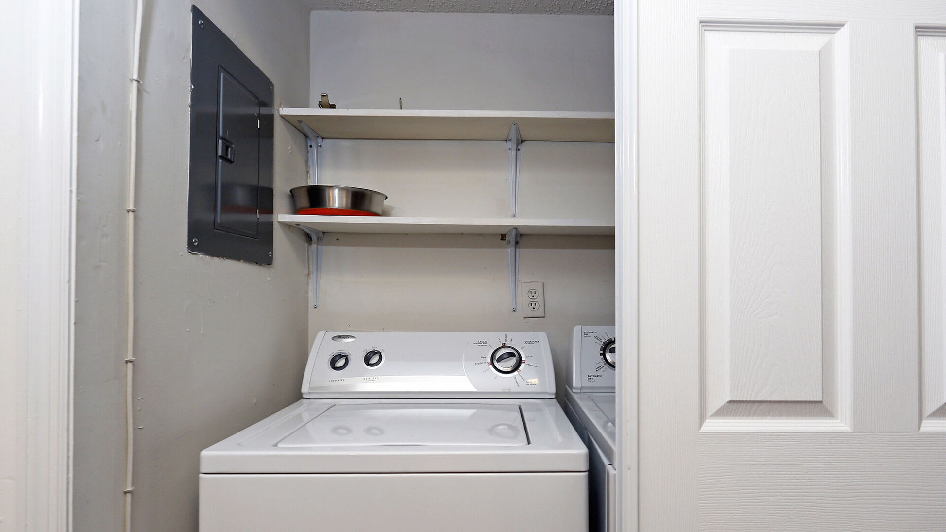 Washer and dryer at Thickett in Mt Pleasant, South Carolina