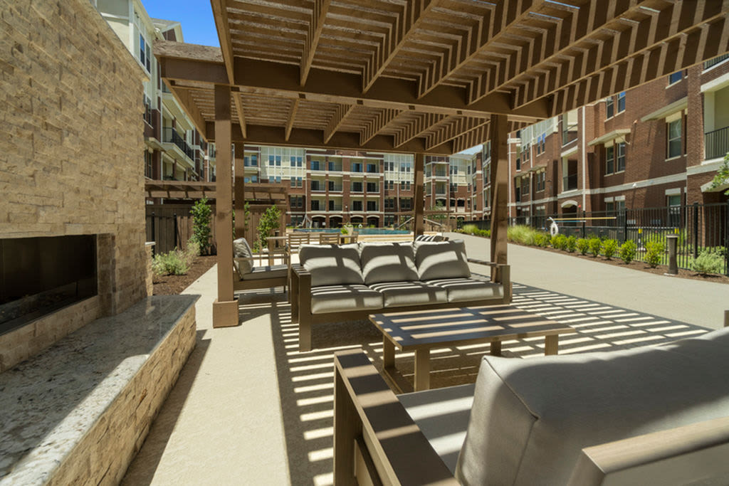 Privacy policy for Mansions At Mercer Crossing in Farmers Branch, Texas