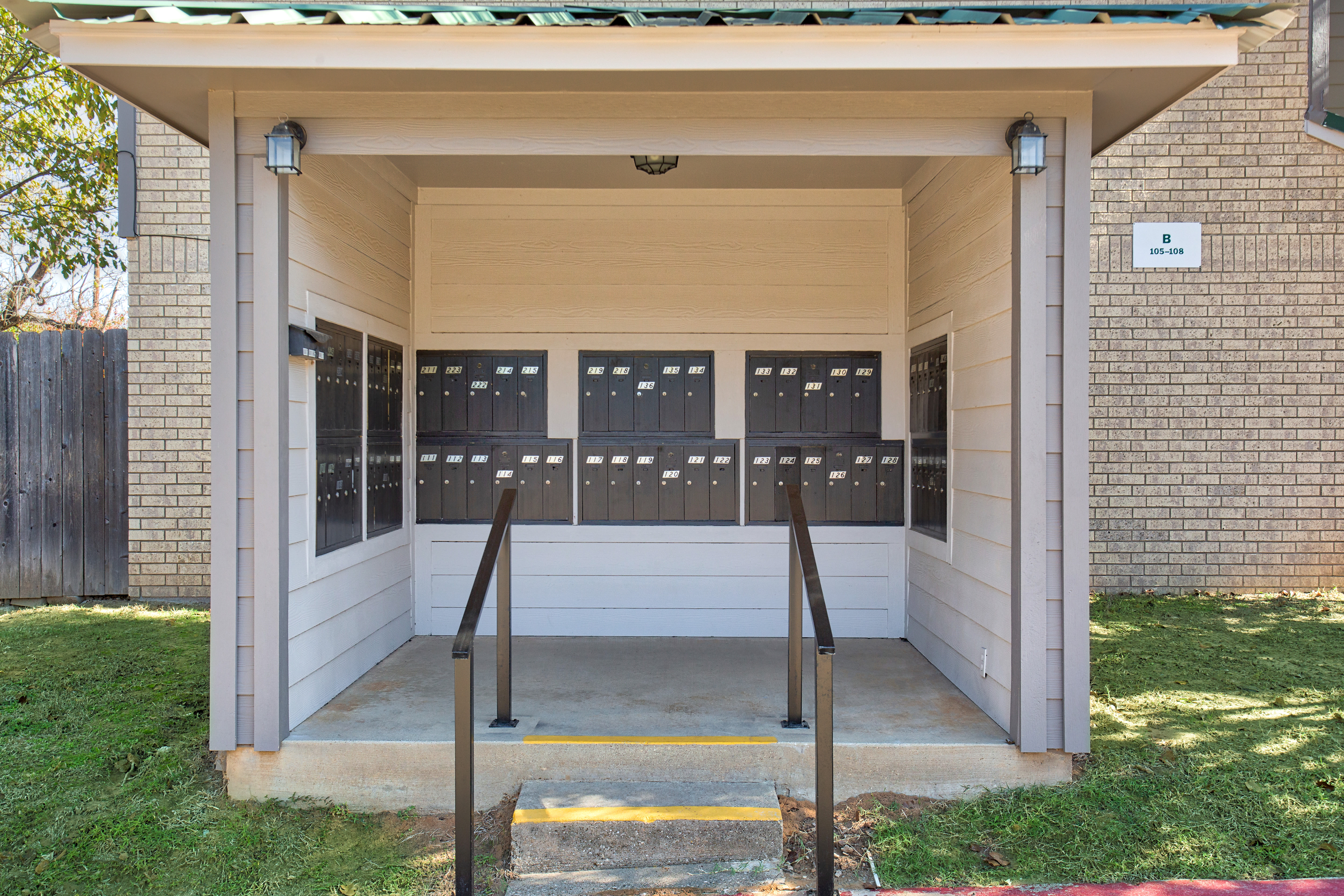 Swimming pool at Athens Townhomes in Athens, Texas