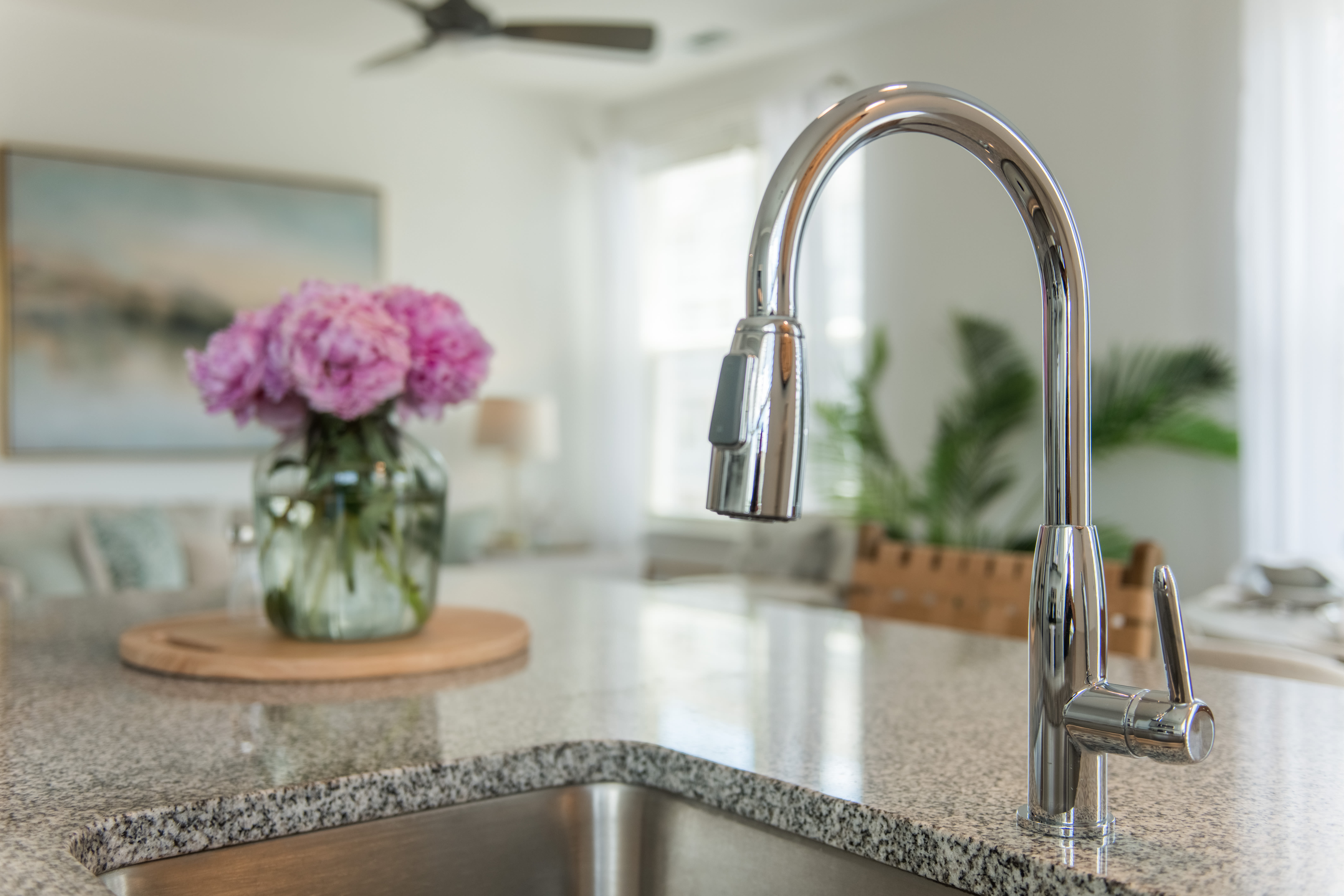 Kitchen at Commonwealth Apartments in Midlothian, Virginia