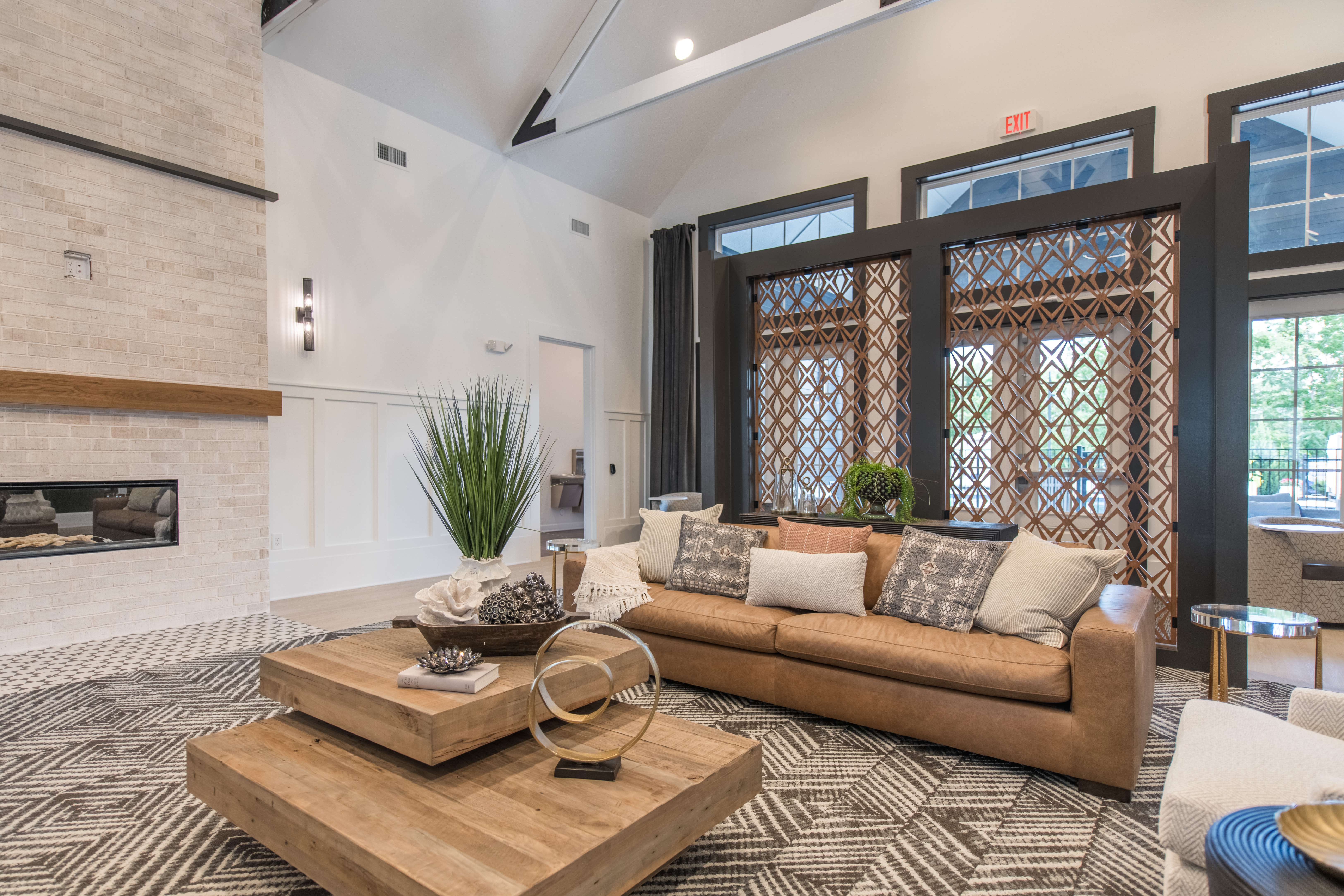 Receiving area Contact Us | Commonwealth Apartments in Midlothian, Virginia
