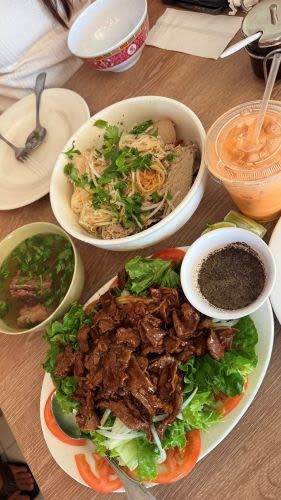 Crystal Thai-Cambodian Restaurant (Long Beach, CA)Crystal Thai-Cambodian Restaurant (Long Beach, CA)
