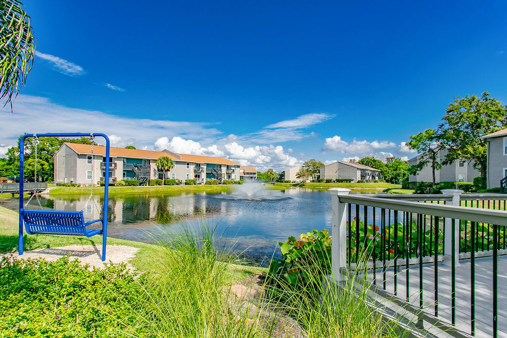 Landscaped grounds at Trellis at the Lakes in St. Petersburg, Florida