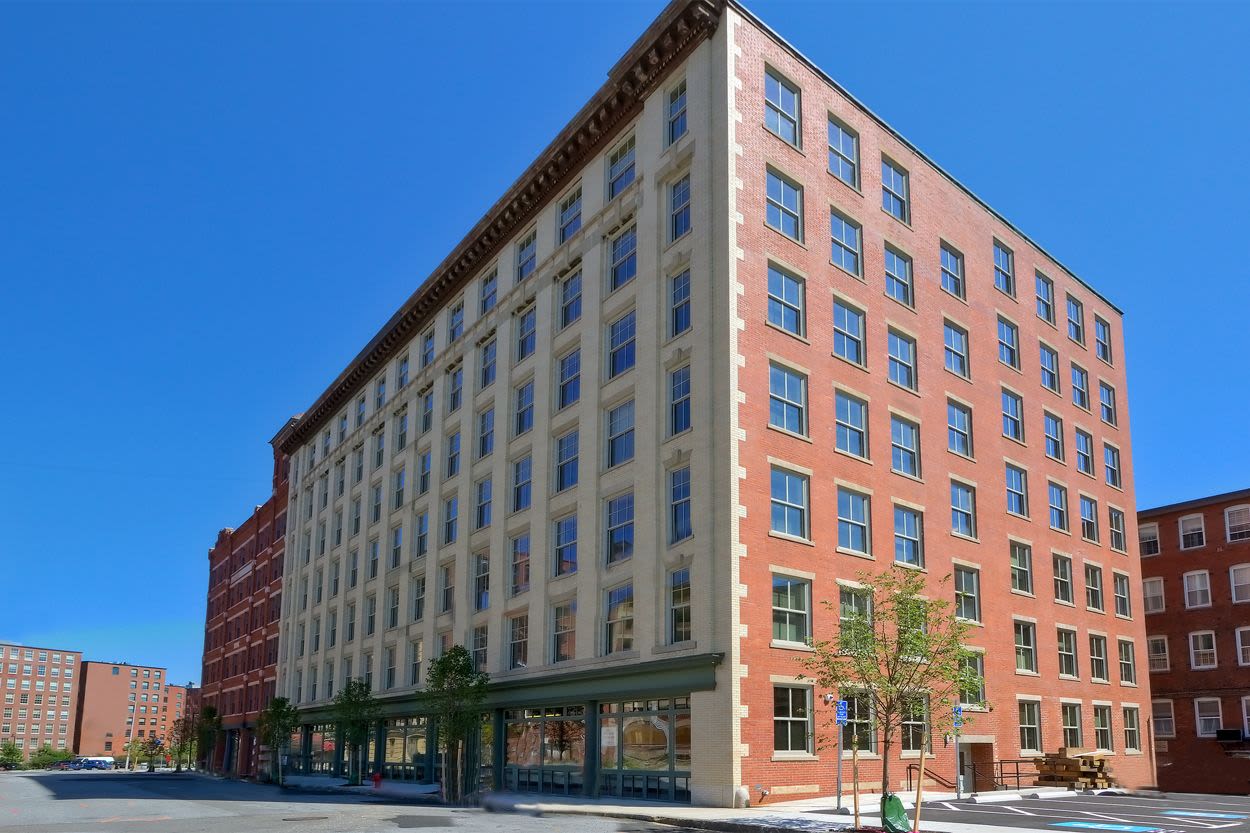 Exterior view of an apartment at The Hayes at Railroad Square in Haverhill, Massachusetts