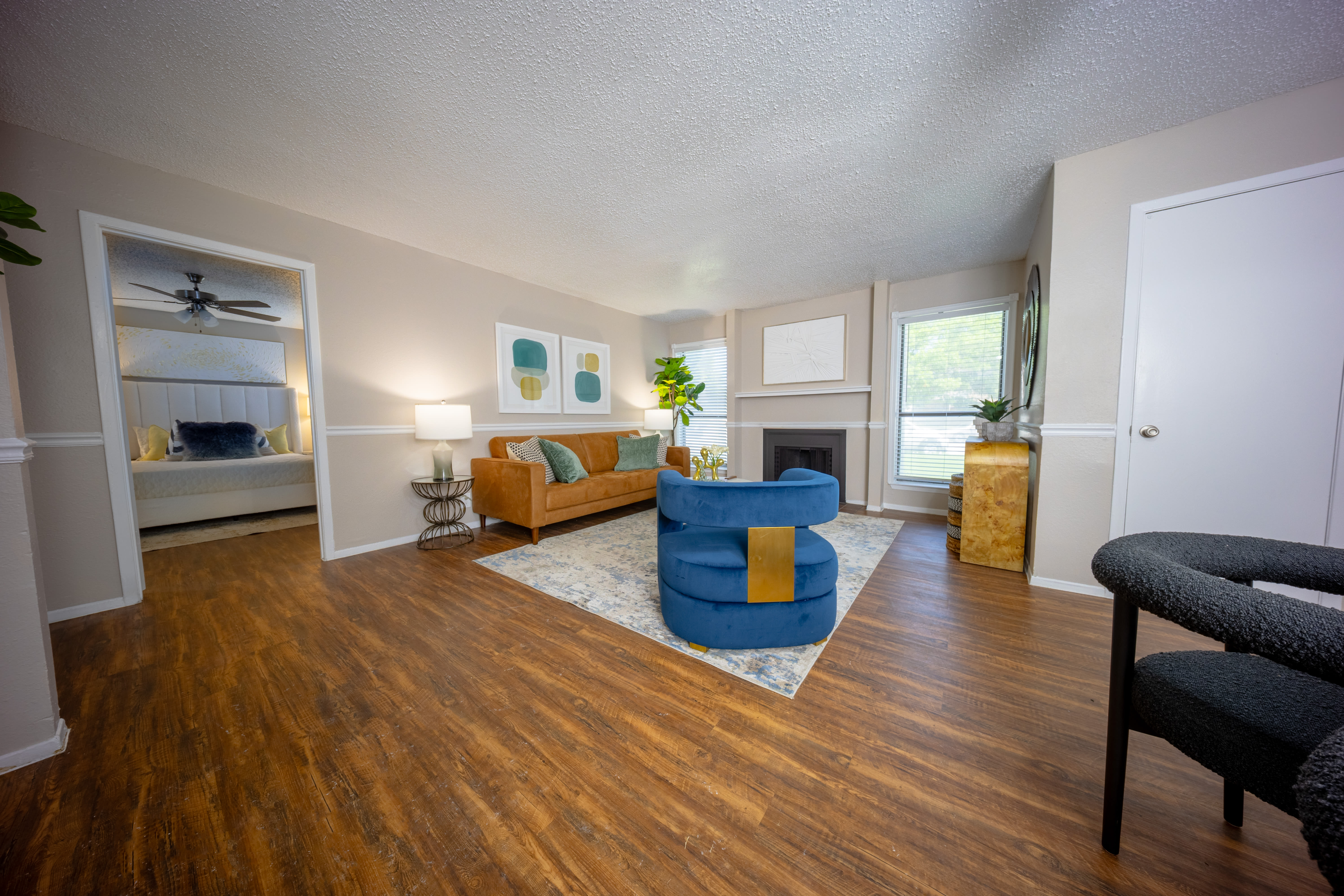Spacious living room at Stonegate Apartments in Mckinney, Texas