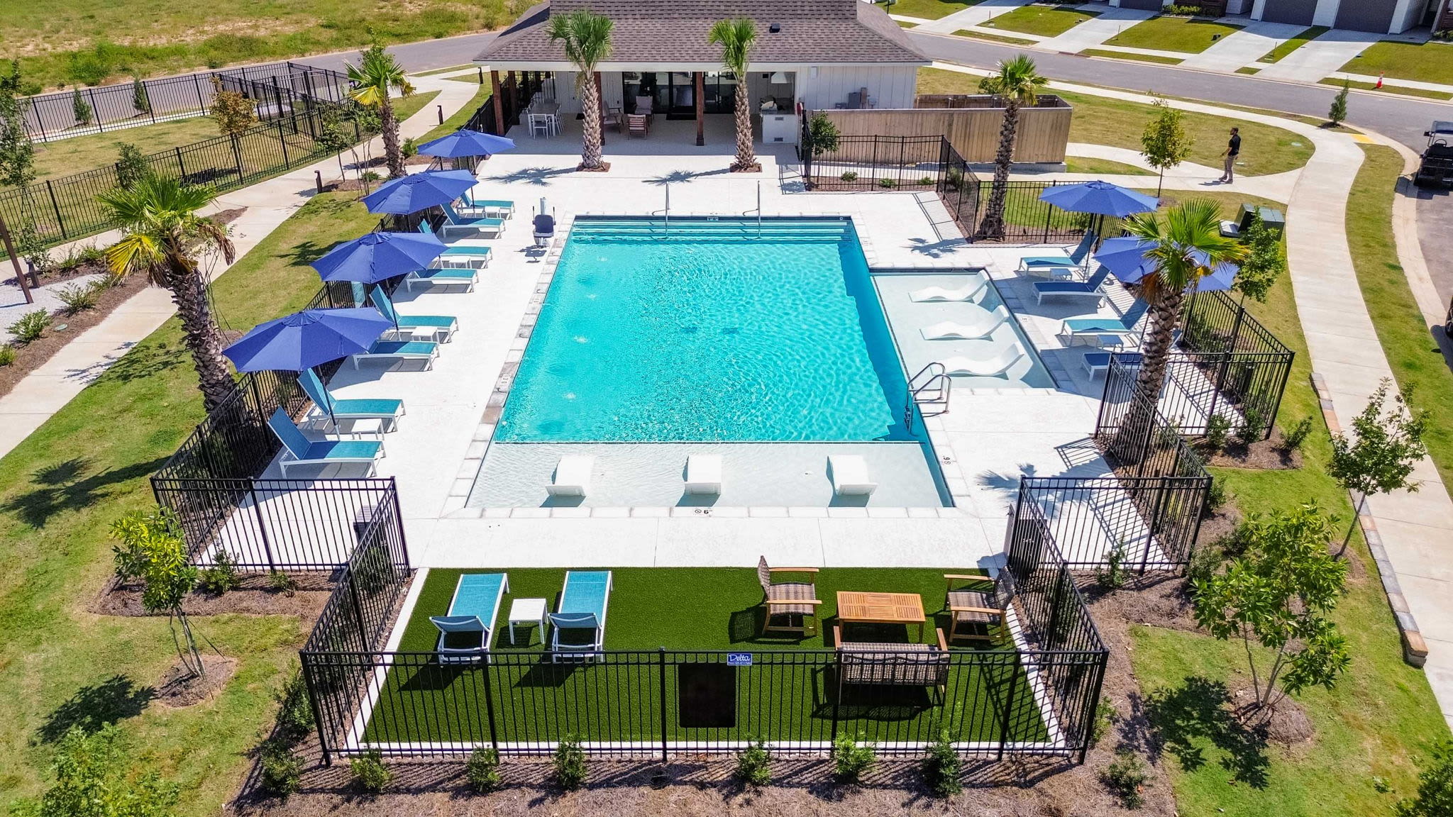 View amenities at Cottages at Sugar Mill Pond in Youngsville, Louisiana