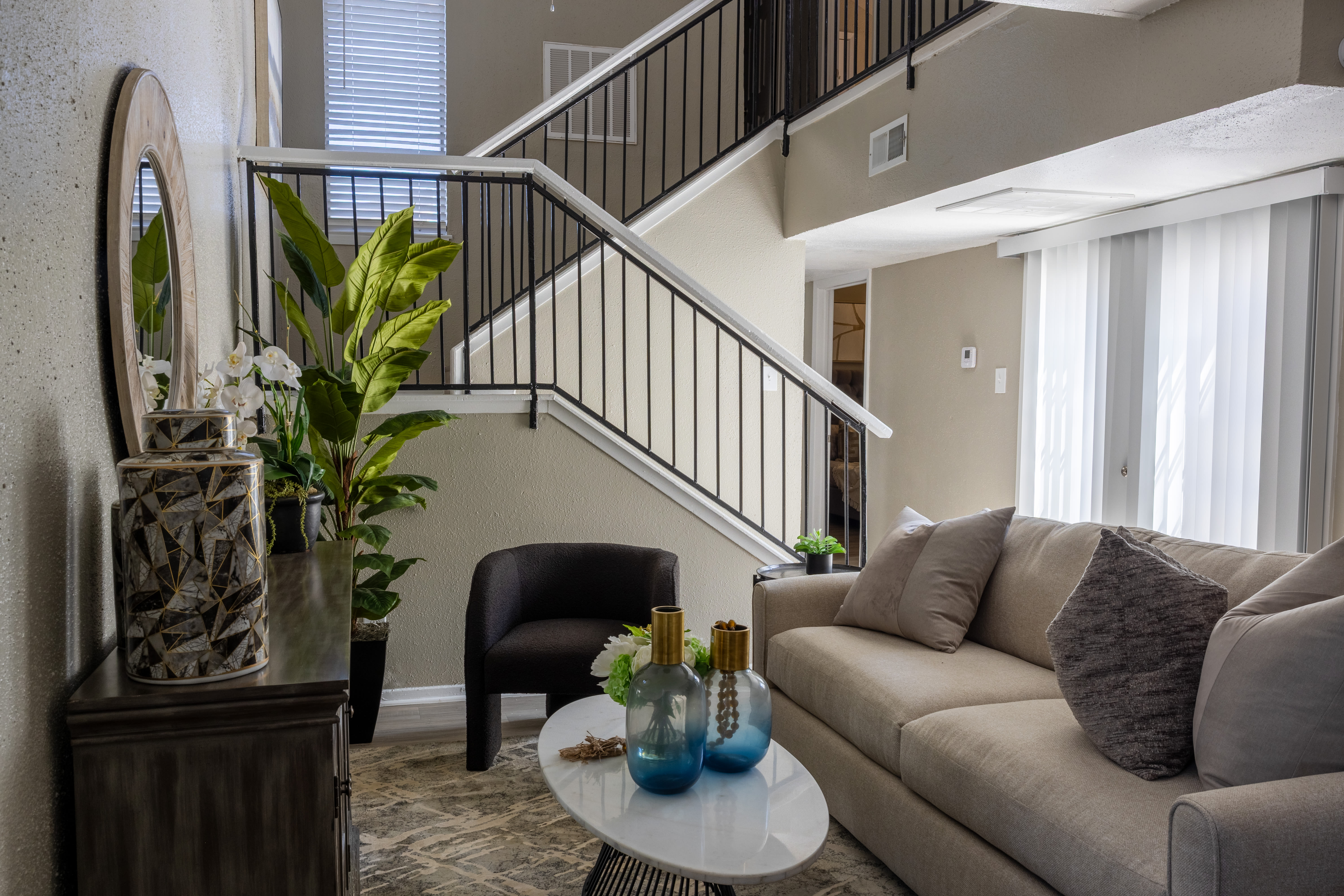 Living room at Riverbend in Arlington, Texas