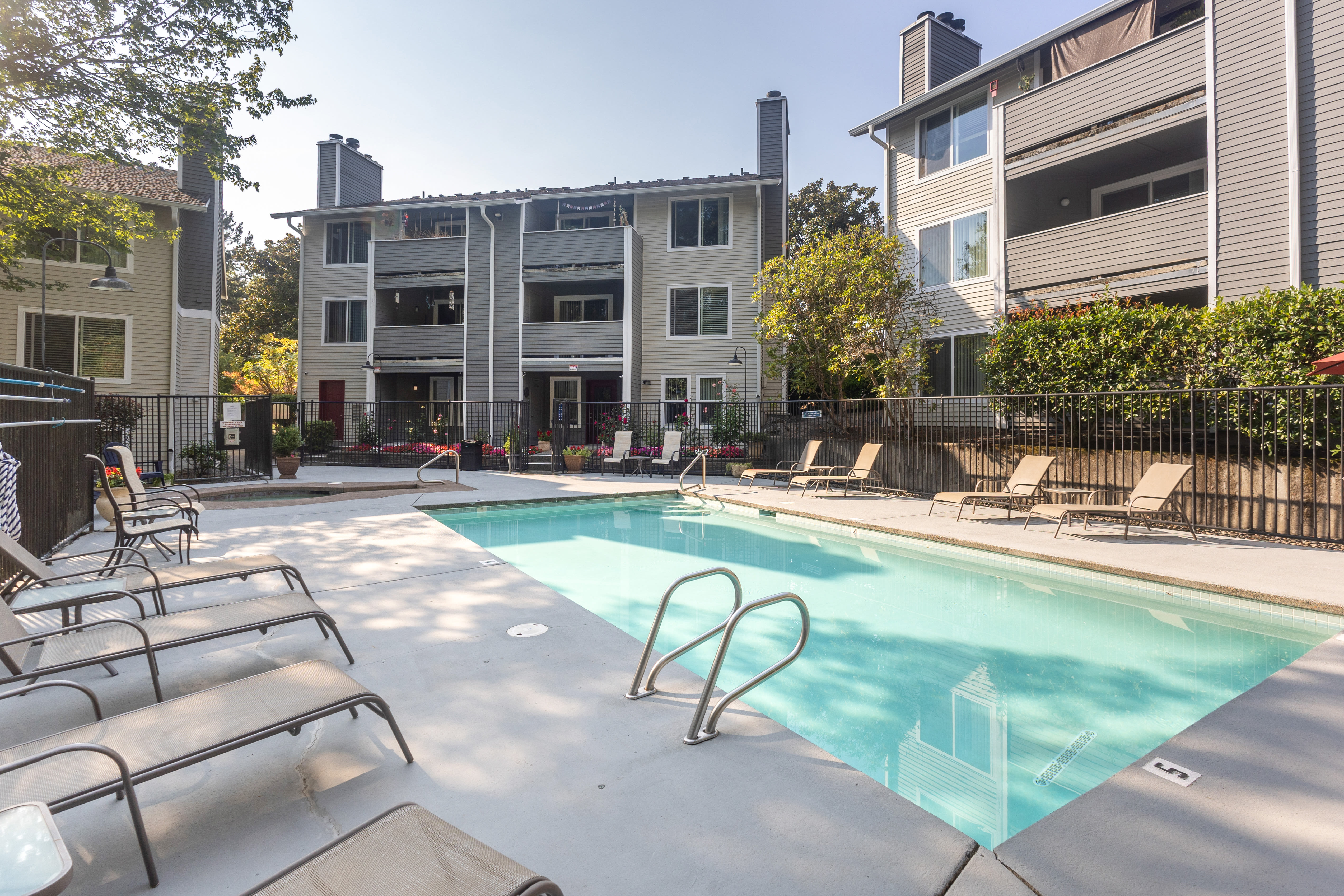 Pool at Oswego Cove in Lake Oswego, Oregon