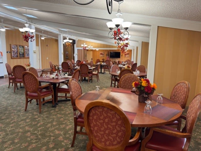 Dininr area at Cardinal Village in Sewell, New Jersey