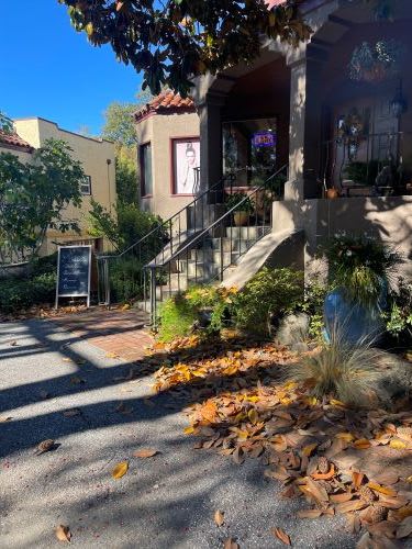 Stepping Into Style and Self-Care at Salon Nuriche