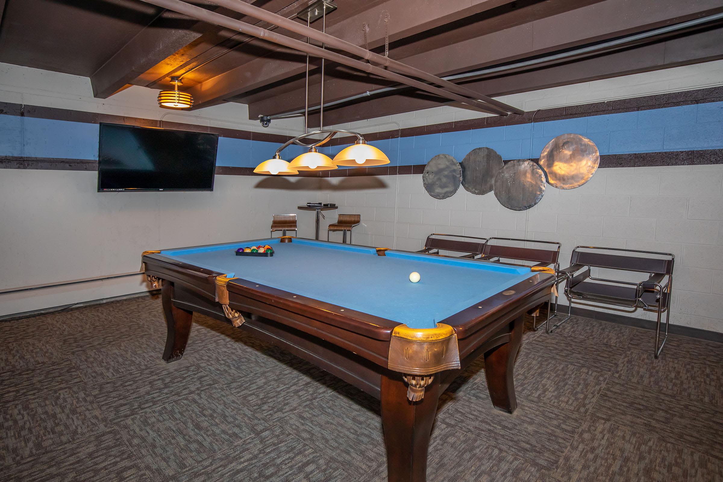 Pool table at Boulder Crescent in Colorado Springs, Colorado