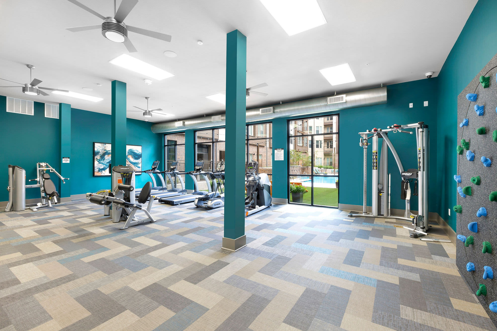 Fully equipped fitness area at South 400 in Fort Worth, Texas