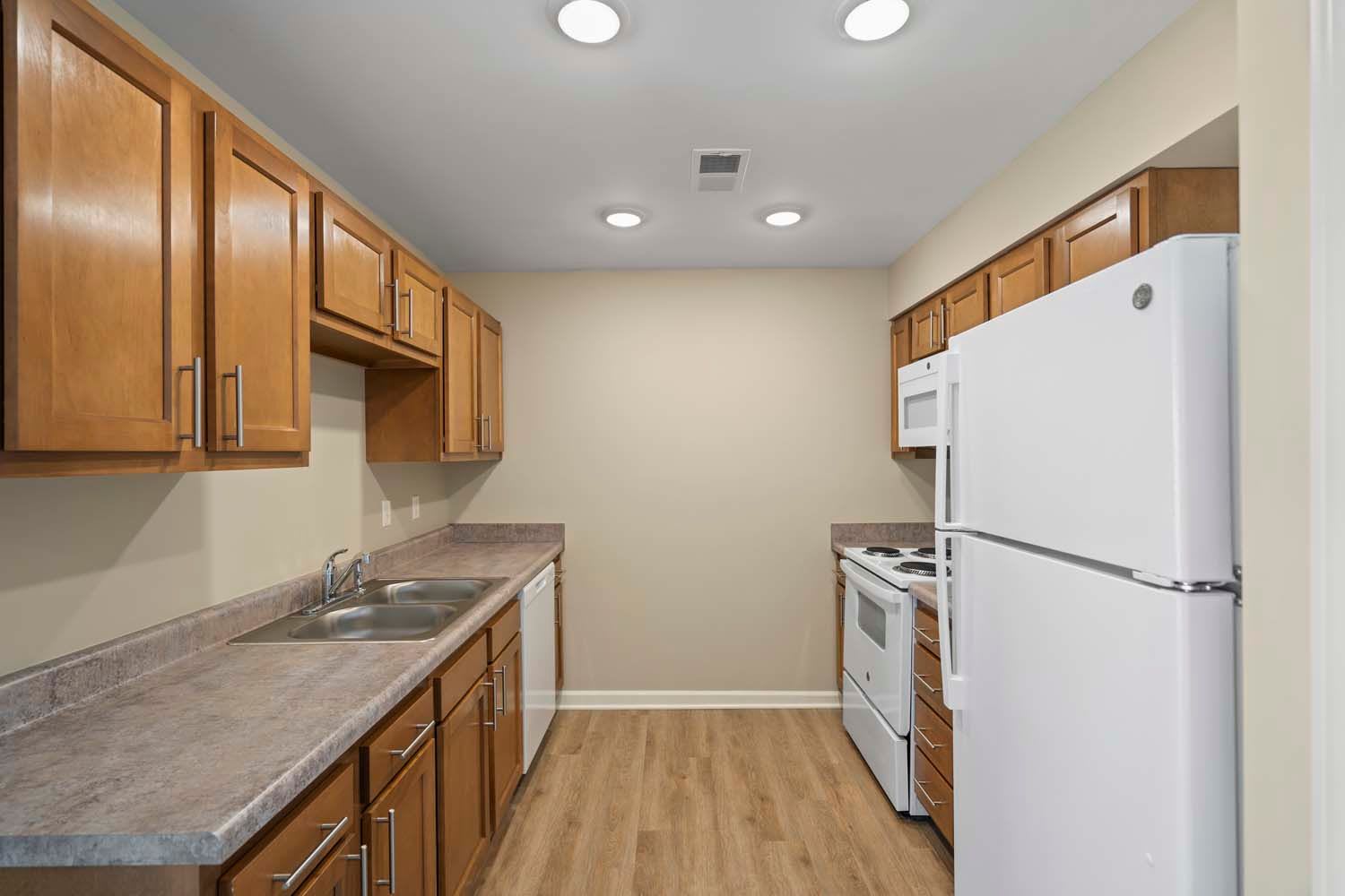 Dishwasher at Edison Crossing in Mount Clemens, Michigan