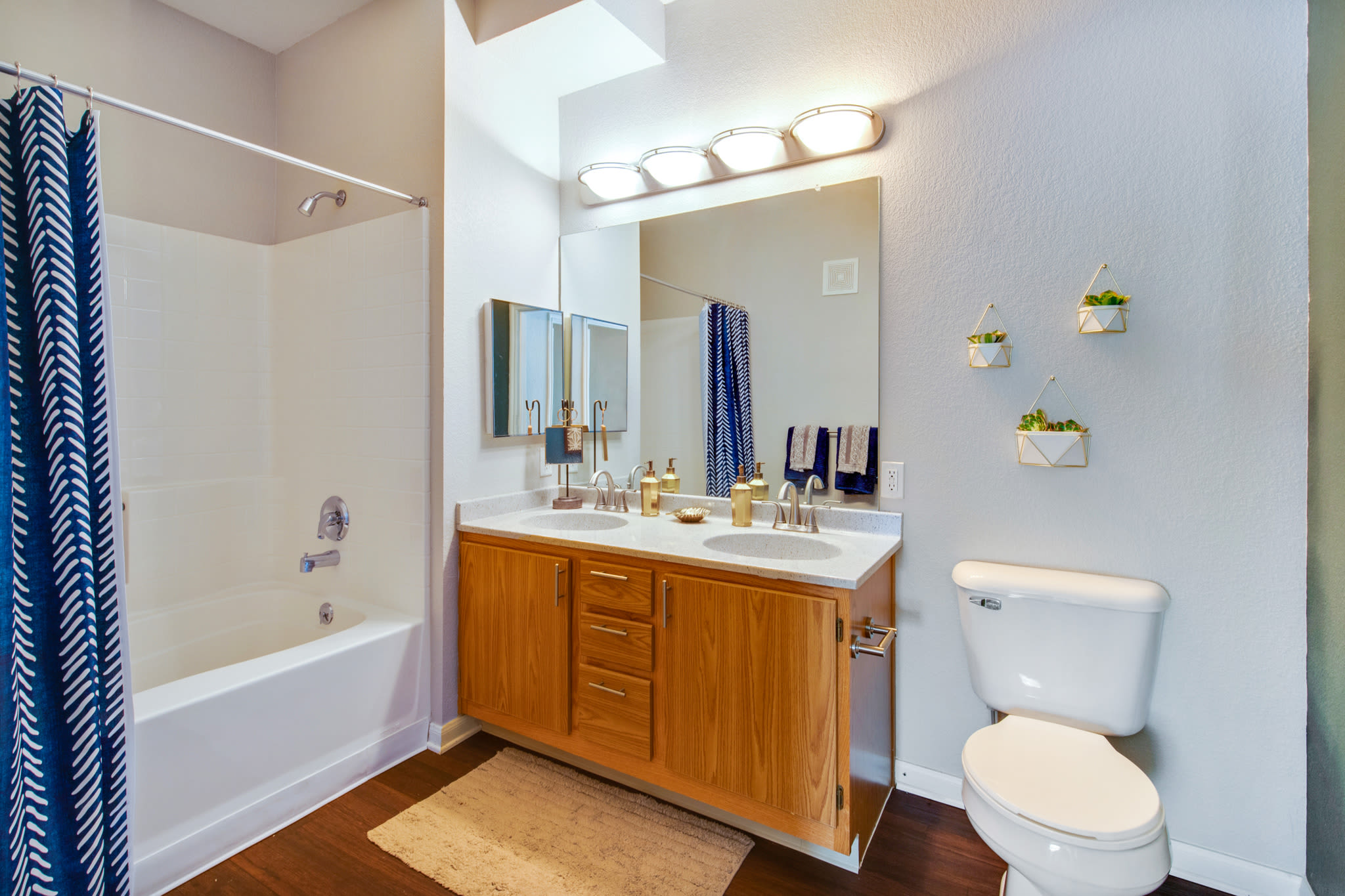 Vibrant bathroom at The Seasons at Horsetooth Crossing in Fort Collins, Colorado 