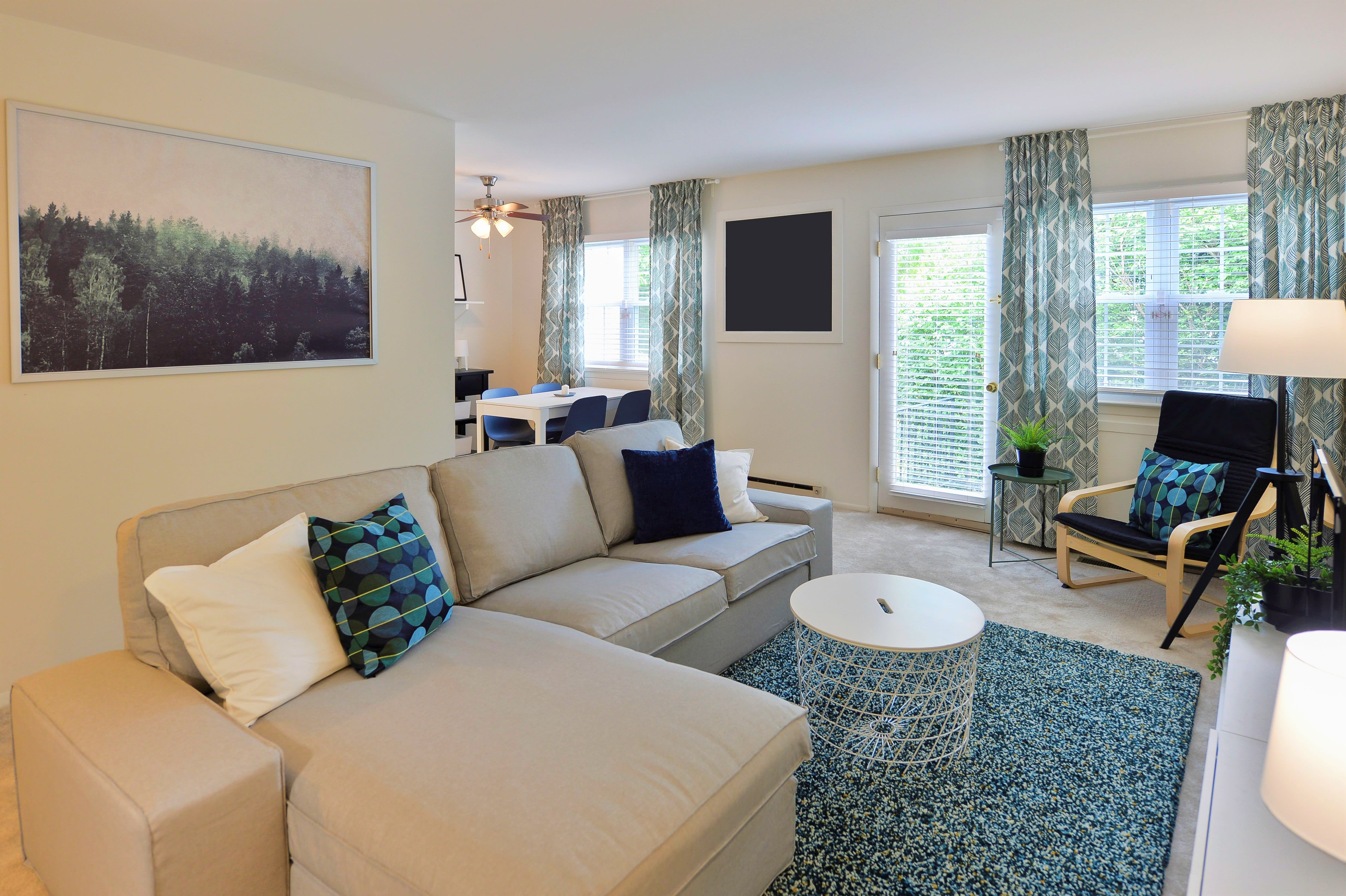 Kingswood Apartments & Townhomes 2 of 2