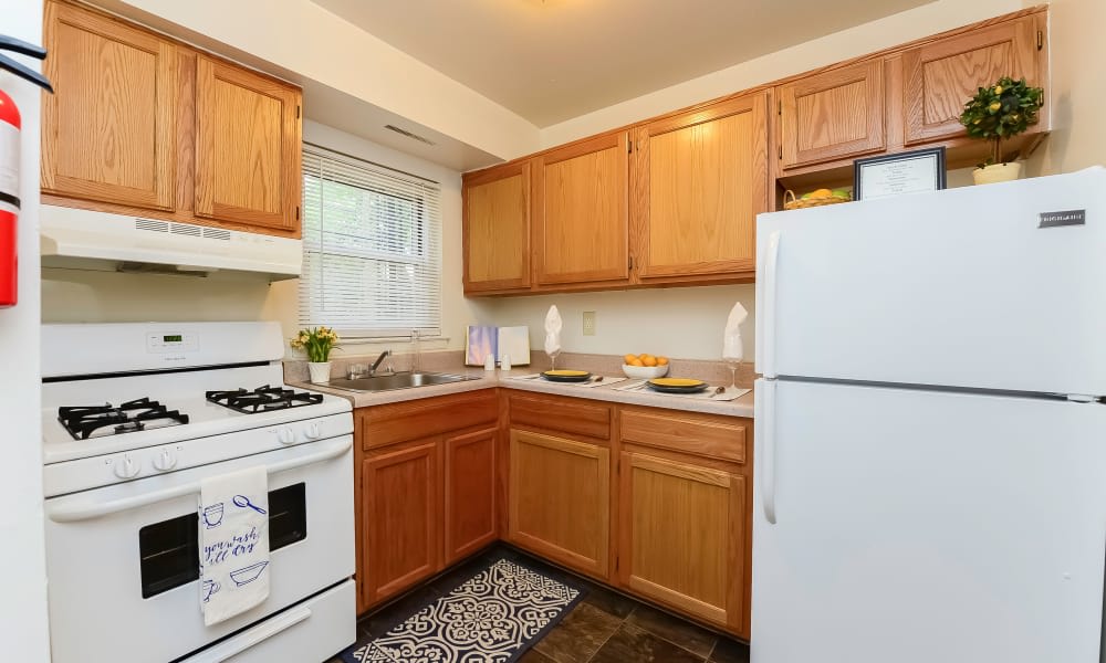Post & Coach Apartment Homes 2 of 2