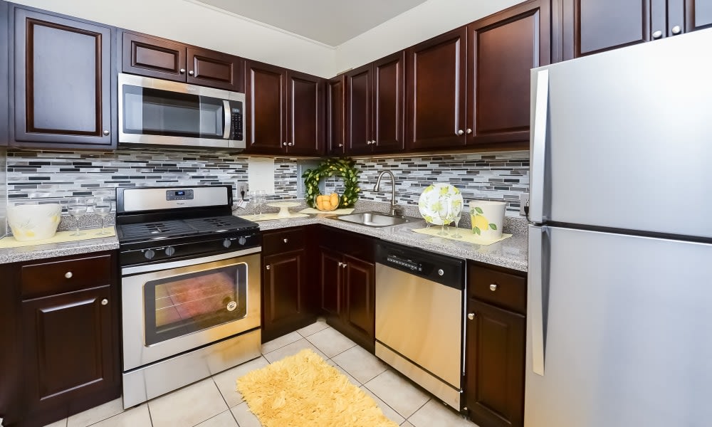 Riverside Towers Apartment Homes 2 of 2