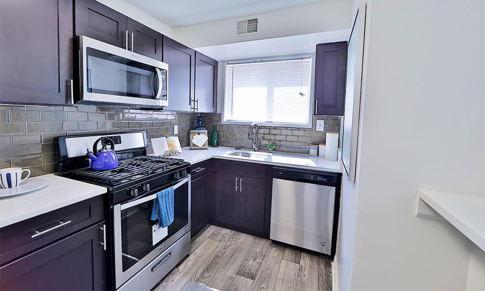 Lynbrook at Mark Center Apartment Homes 2 of 2