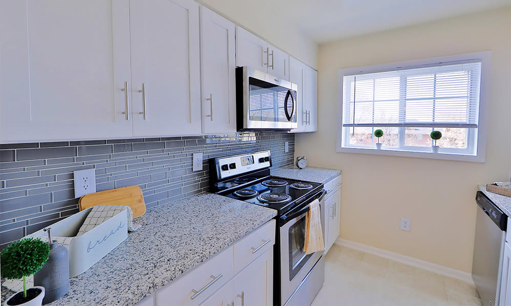 Mount Vernon Square Apartment Homes 2 of 2