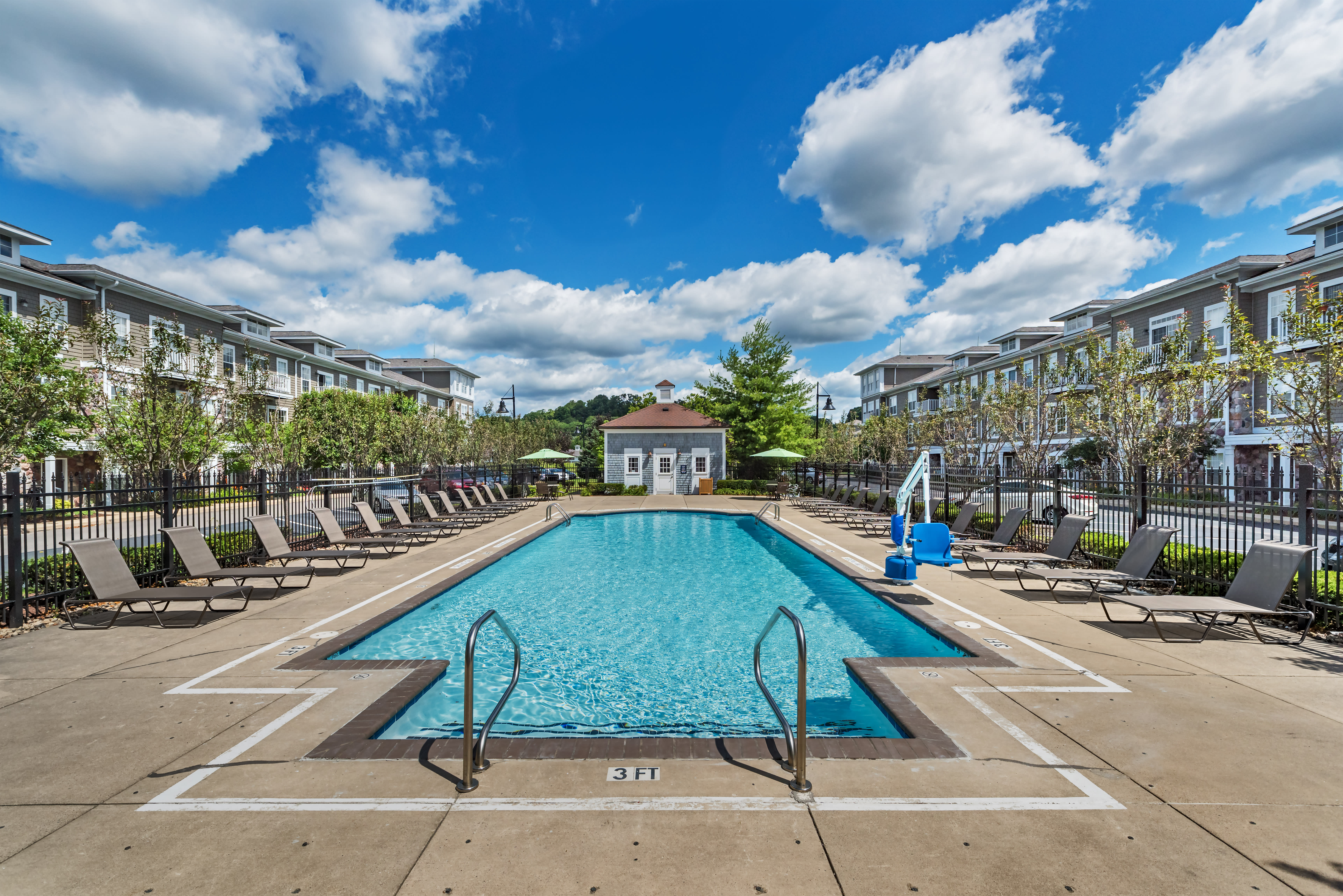 The Docks Apartment Homes 2 of 2