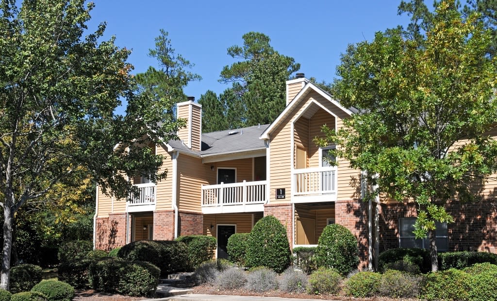 Hampton Greene Apartment Homes 1 of 2