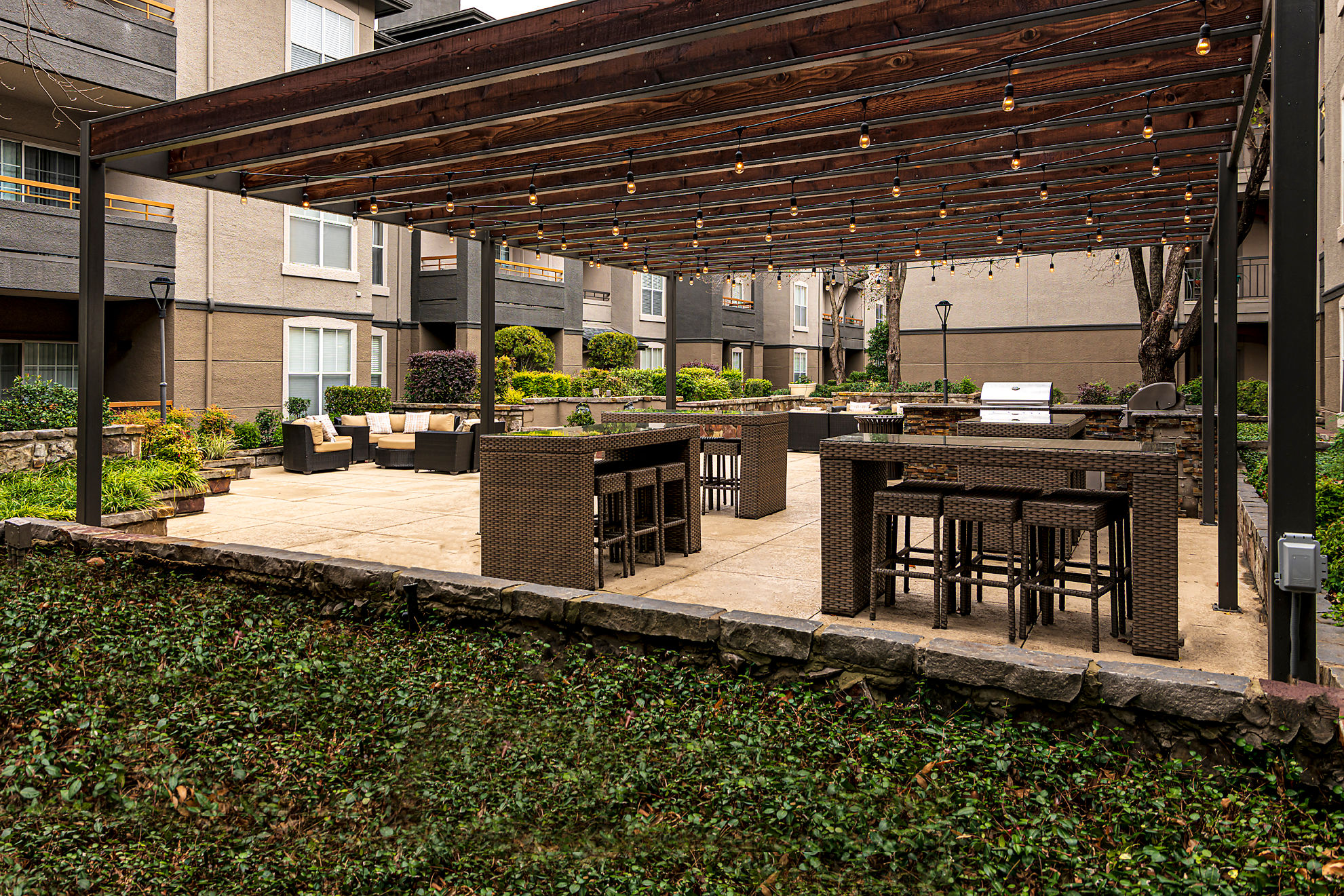 Grill area at Slate at Cole