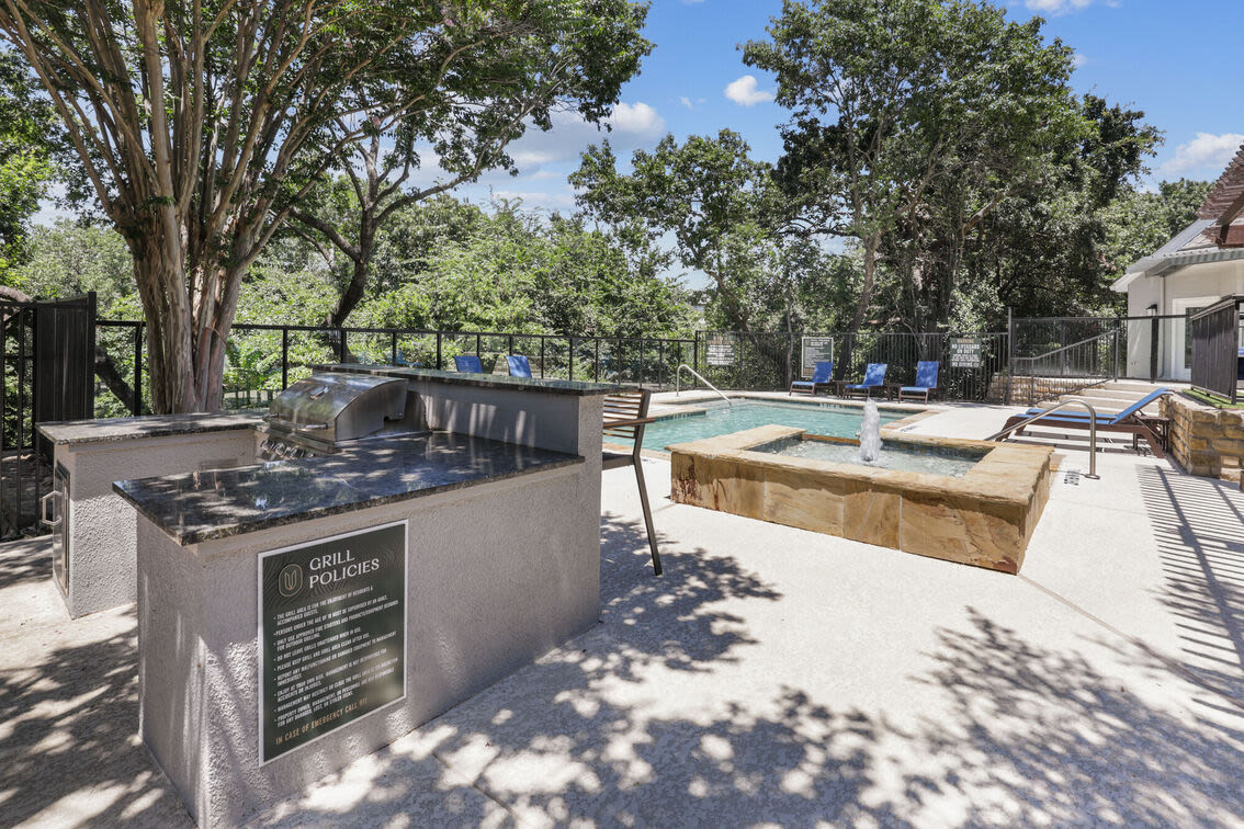 Grill area at Vail Cliffside