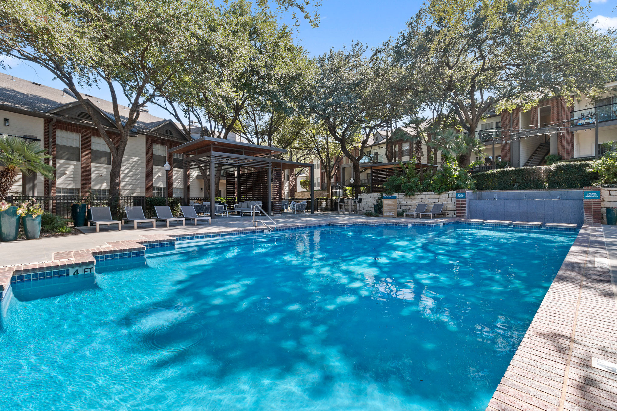 Pool at Charleston (5 of 5)