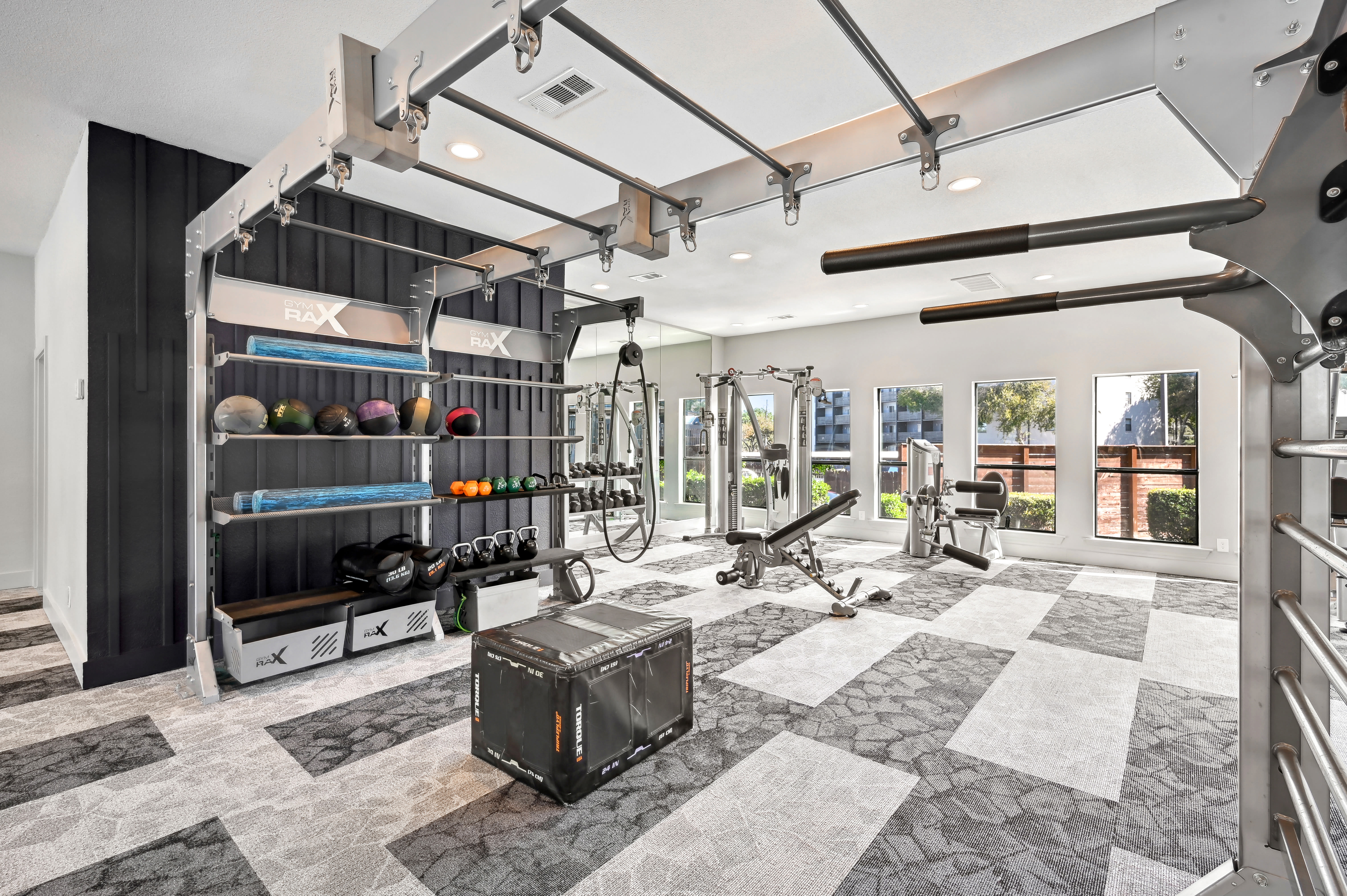 Gym at Avondale Parc at Bellmar (2 of 5)