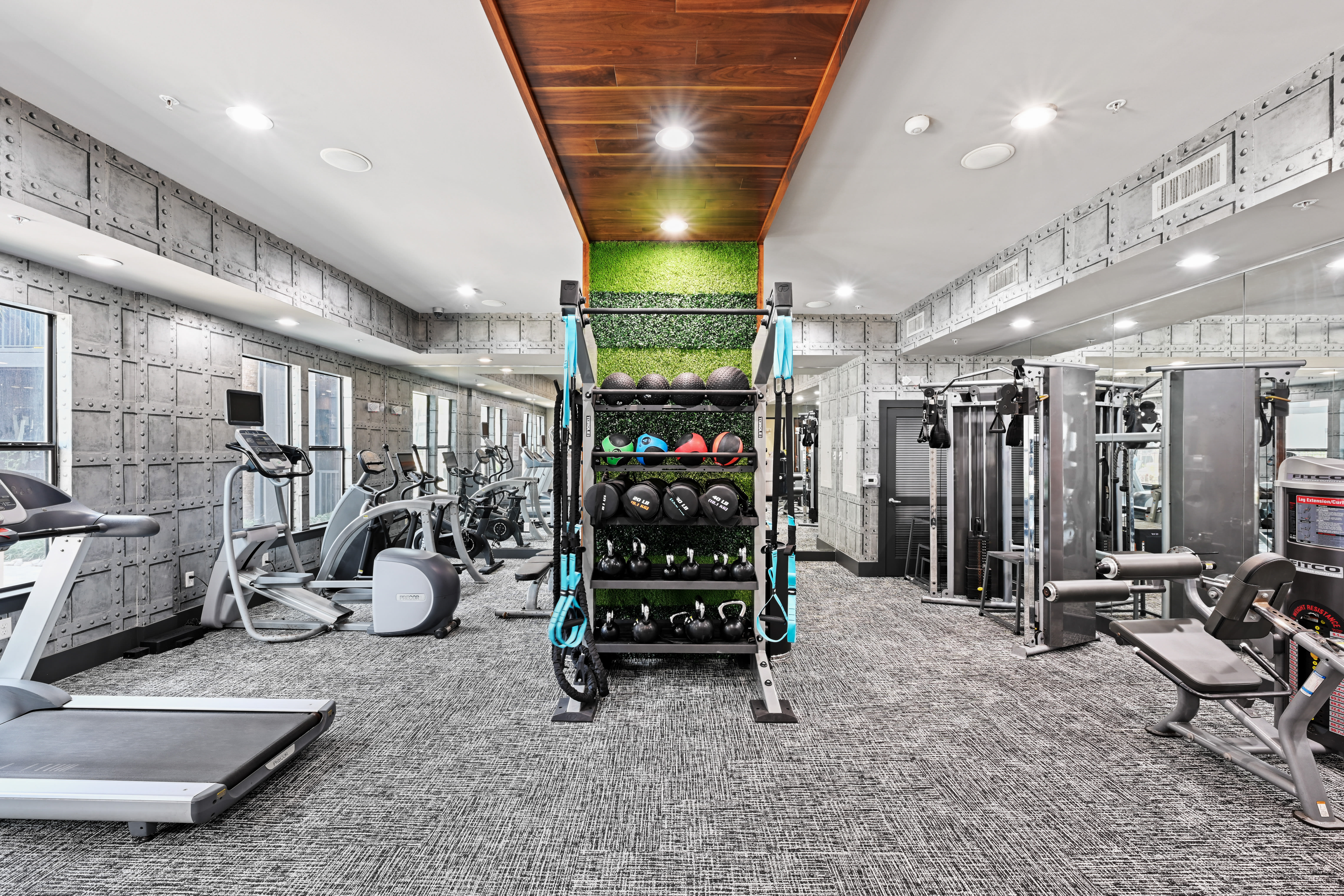 Gym at Steelhouse (1 of 2)