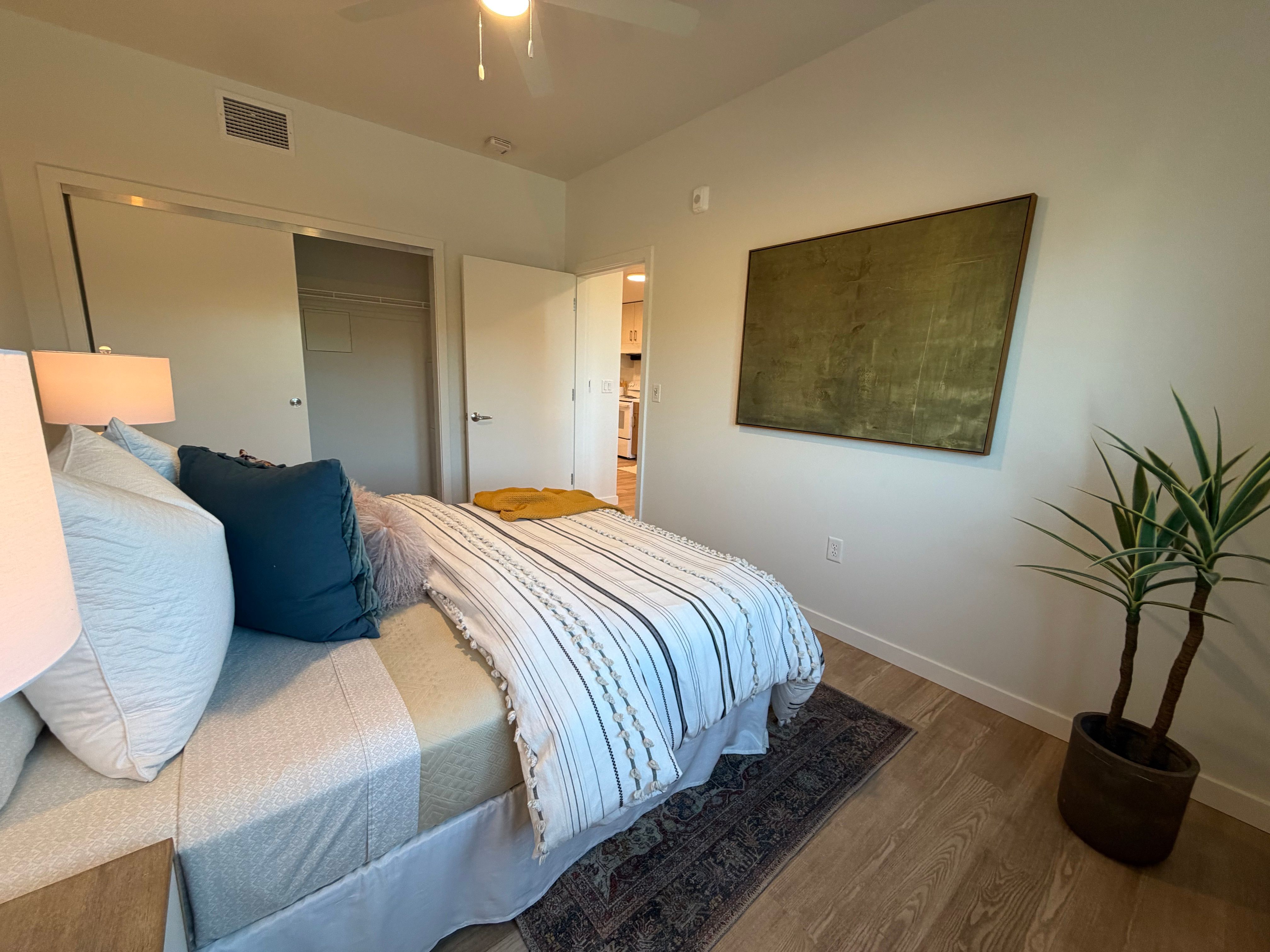 Model Bedroom