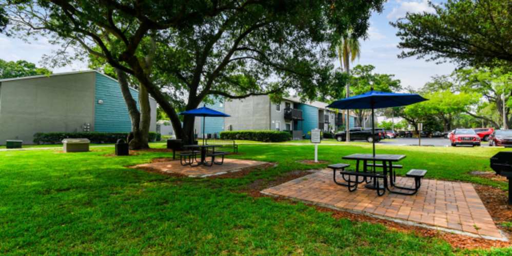 Studio apartment at Coopers Pond in Tampa, FL