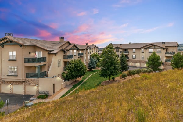 Exterior view of Montrachet Apartment Homes in Lakewood, Colorado