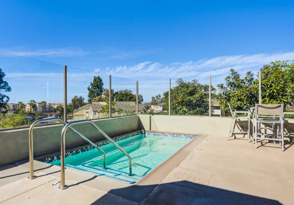Hot tub at Solterra in San Diego, California