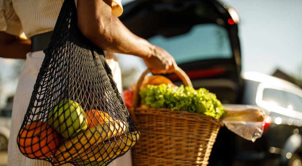 Resident shopping for groceries near Brentwood 509 Apartments in Olympia, Washington