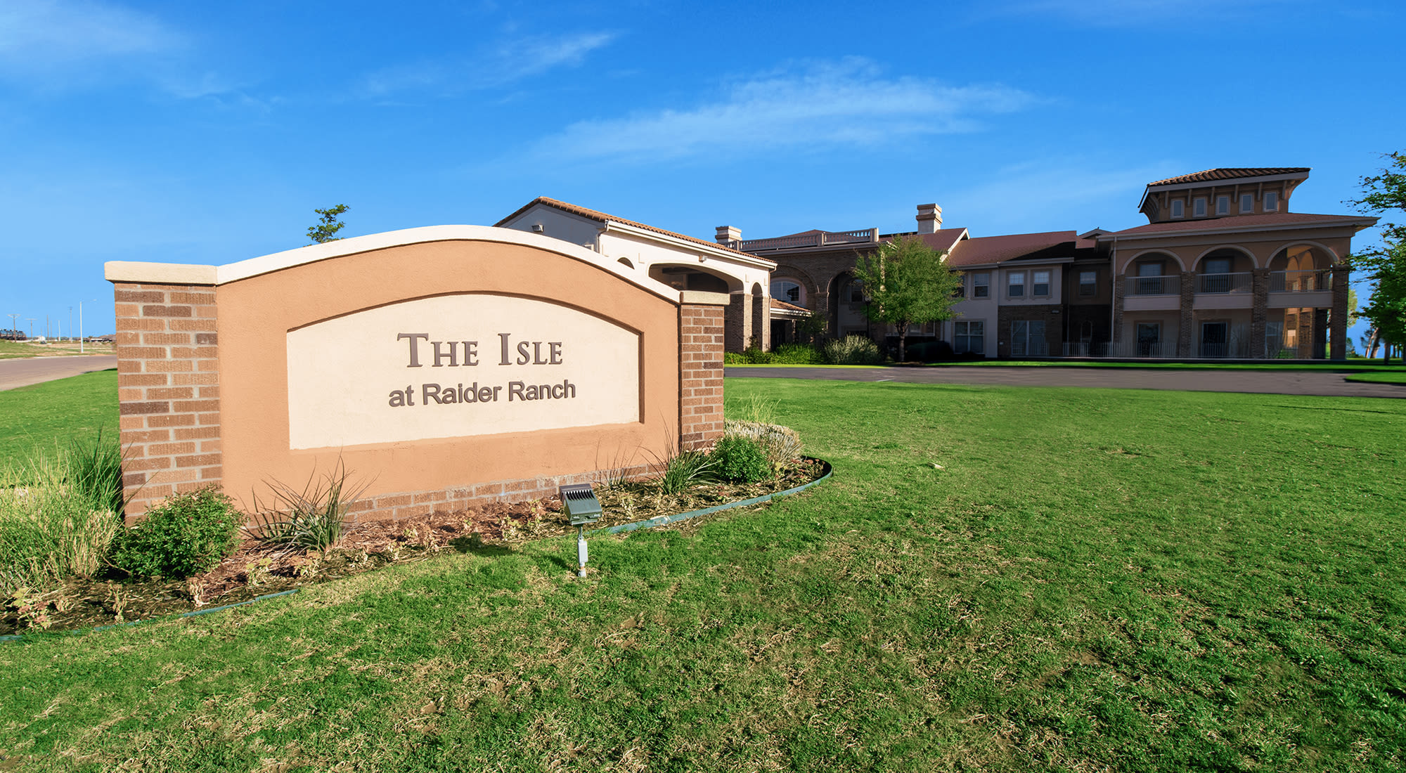 Senior living at Isle at Raider Ranch in Lubbock, Texas