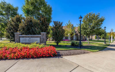 Front Entrance Sign at Arbor Brook in Murfreesboro, Tennessee