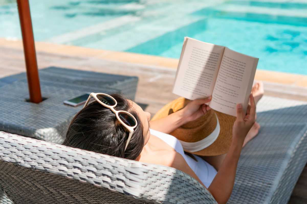 View amenities like our sparkling swimming pool at Penthouses at Capitol Park in Sacramento, California