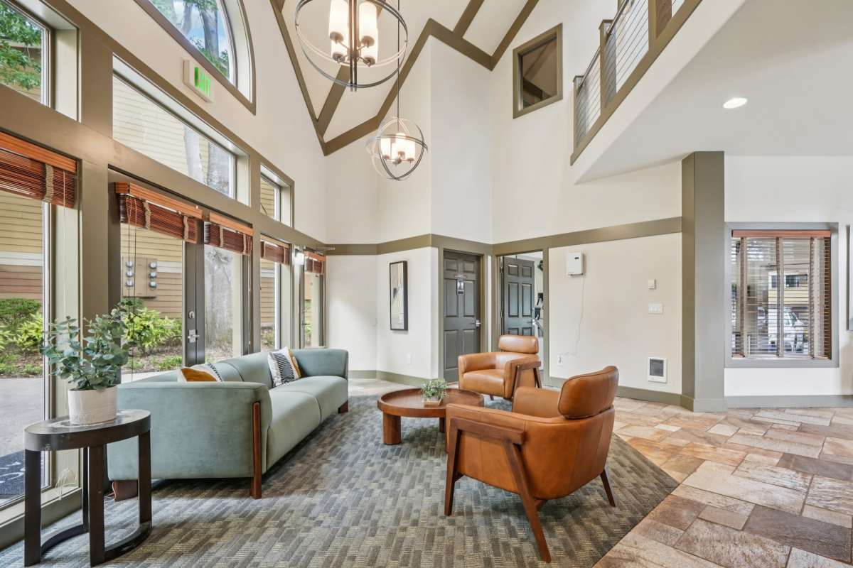 Lobby at Arnada Pointe in Vancouver, Washington