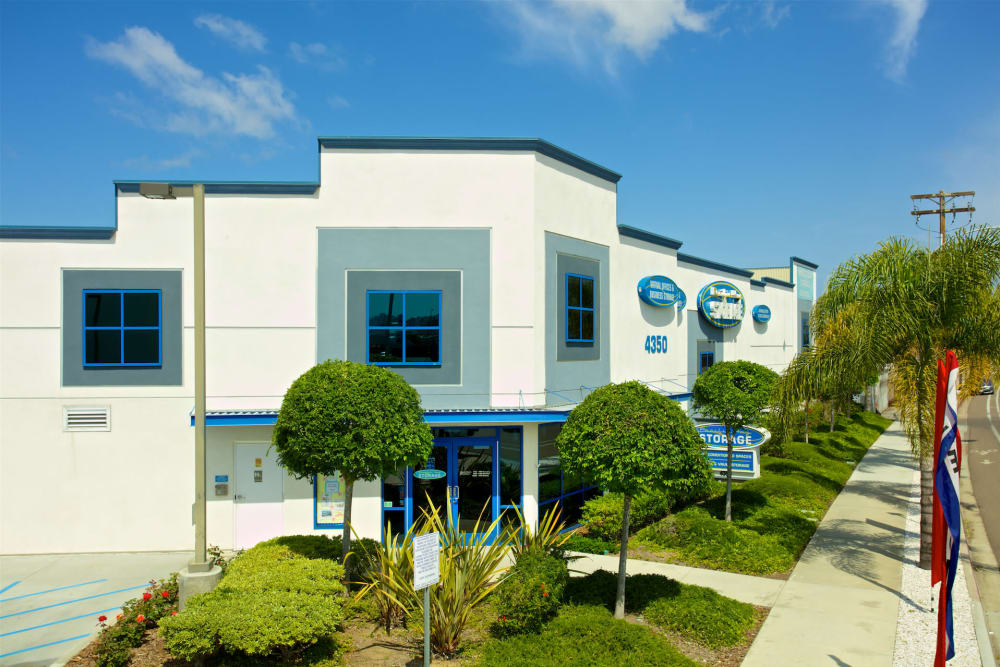 Exterior of Pacific Highway Storage in San Diego, California