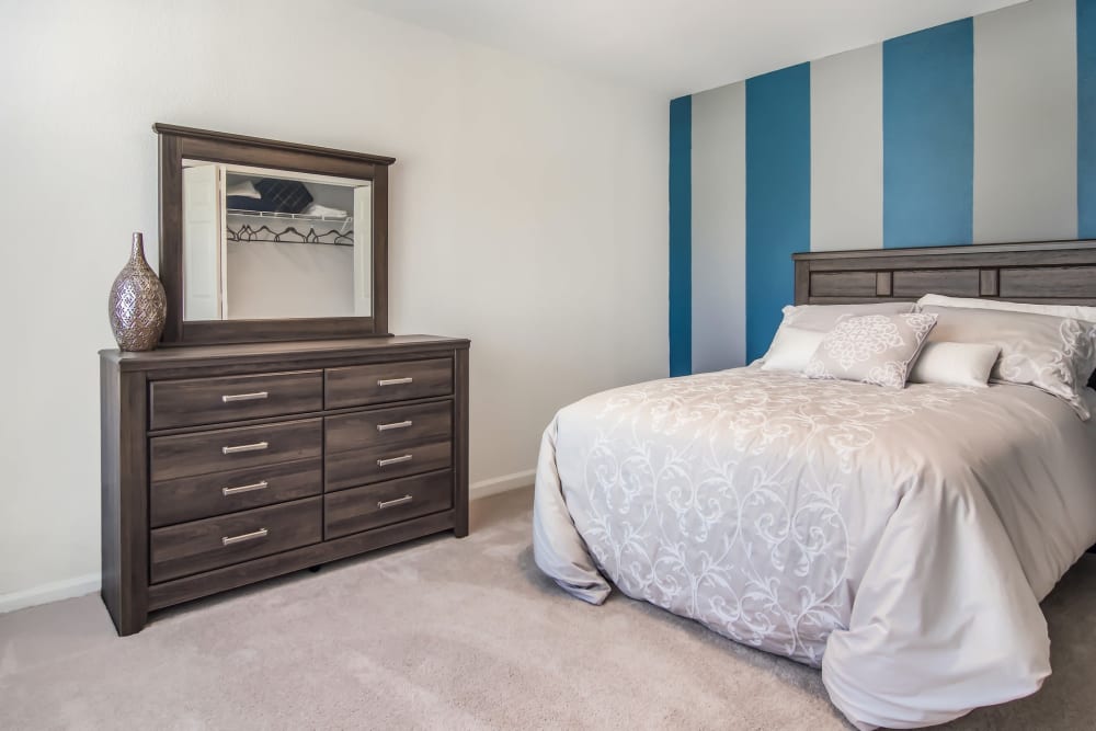Master bedroom at Cascade Falls Apartments in Akron, Ohio 