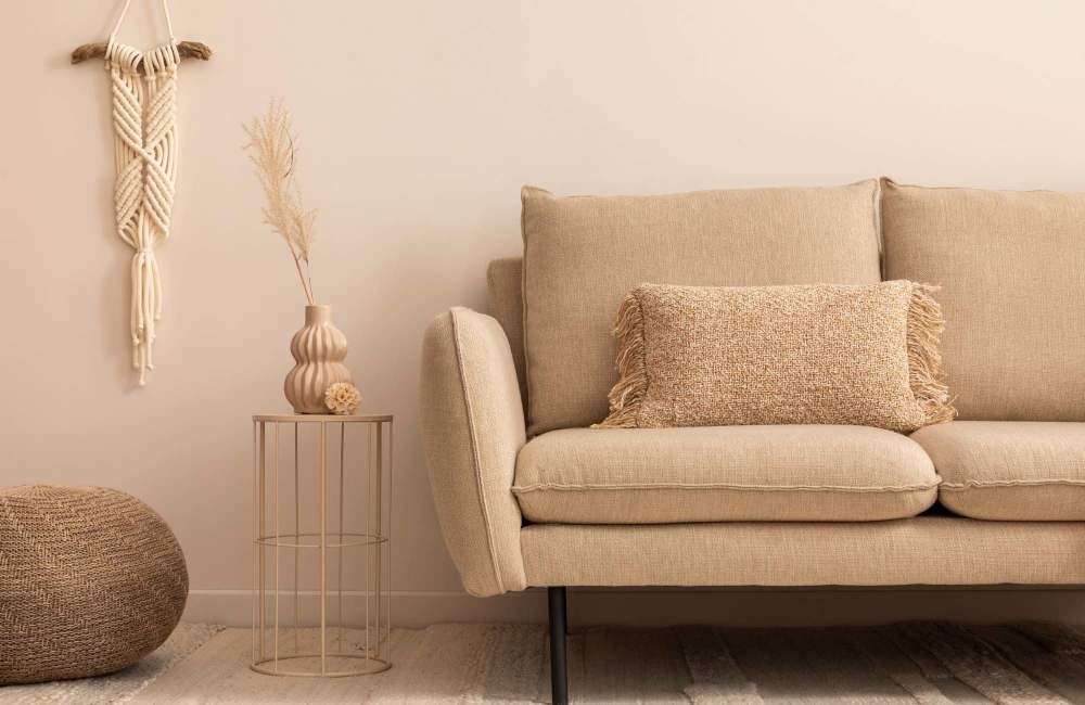 Living room with sofa at Hunters Run in Middleburg, Florida