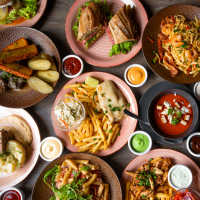 Residents enjoying food at Montage | Rocky Hill in Rocky Hill, Connecticut
