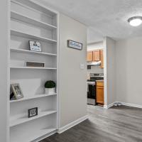 Living area of an apartment at Commodore in Vicksburg, Mississippi